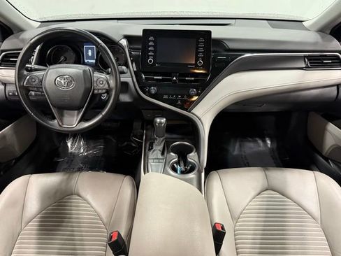 Used 2023 Toyota Camry SE image 31