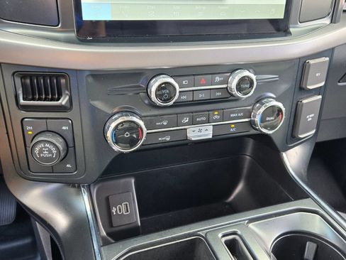 Used 2025 Ford F150 XL w/ Equipment Group 104A Hybrid AWD/4WD image 17
