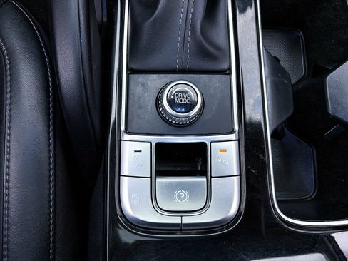 Certified 2024 Kia Telluride S w/ S Sunroof Package FWD image 30