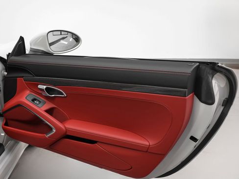 New 2025 Porsche 718 Cayman image 28