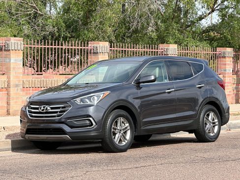 Used 2017 Hyundai Santa Fe Sport image 1
