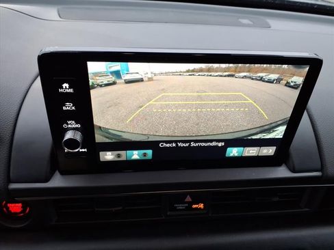 Used 2023 Honda Pilot TrailSport image 29