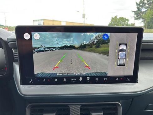 New 2025 Ford Maverick Lariat w/ Black Appearance Package image 22