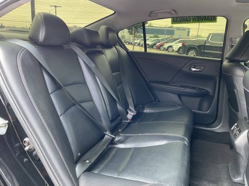 Used 2016 Honda Accord Touring image 42