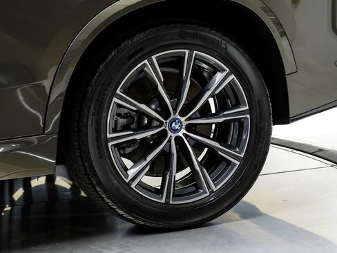 Used 2024 BMW X5 xDrive50e w/ M Sport Package AWD/4WD image 58