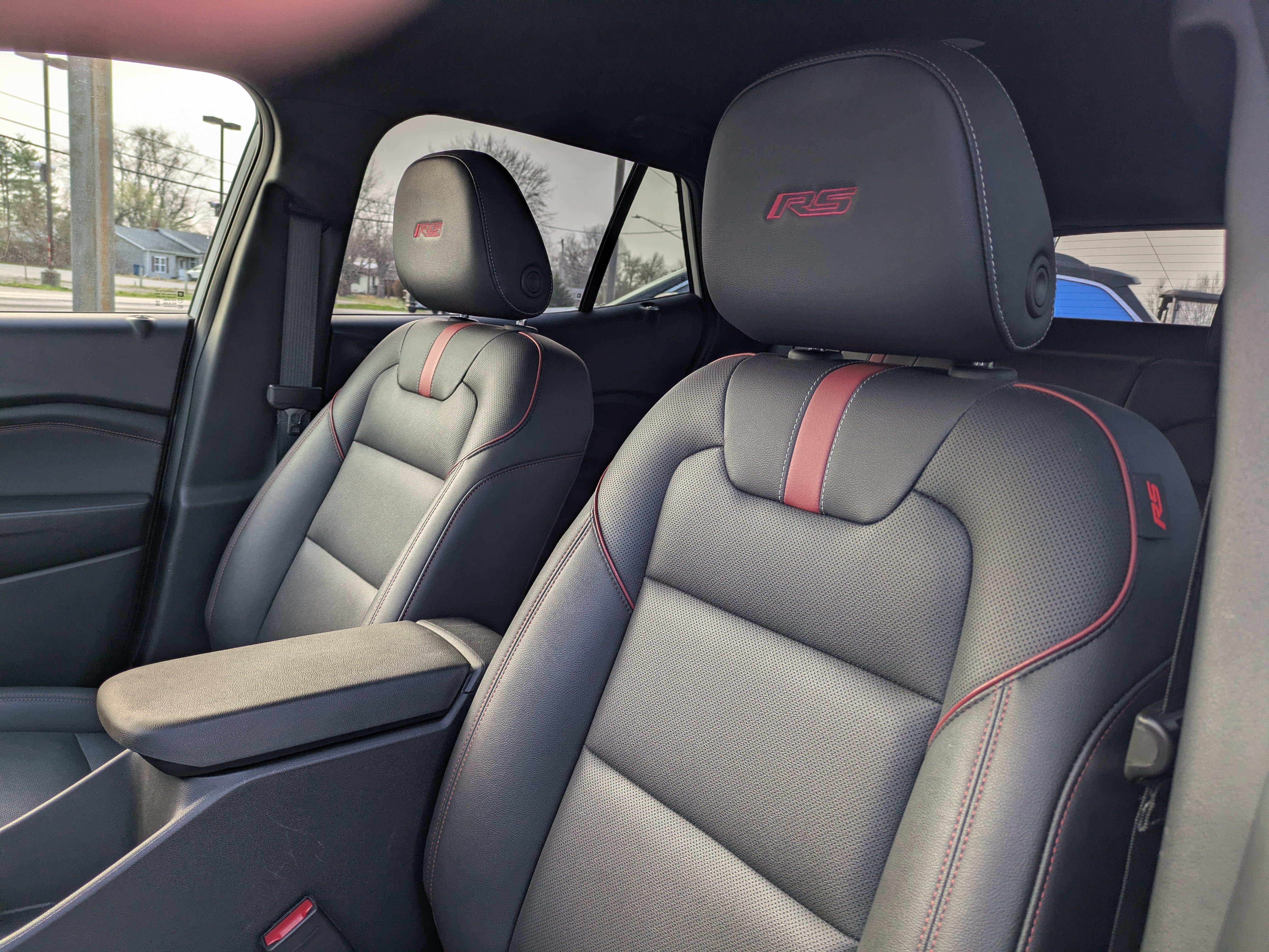 Used 2025 Chevrolet Trax RS w/ Driver Confidence Package FWD image 8