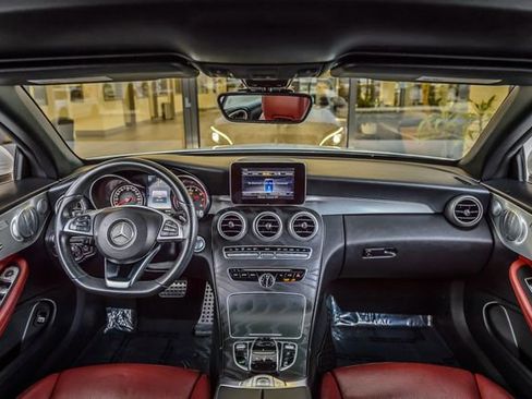 Used 2018 Mercedes-Benz C 300 Cabriolet image 3