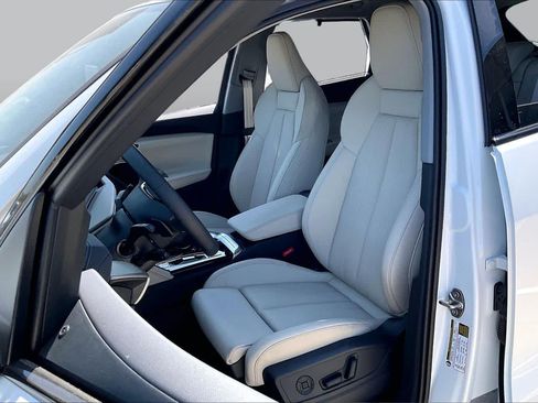 Used 2026 Audi Q5 Premium AWD/4WD image 8