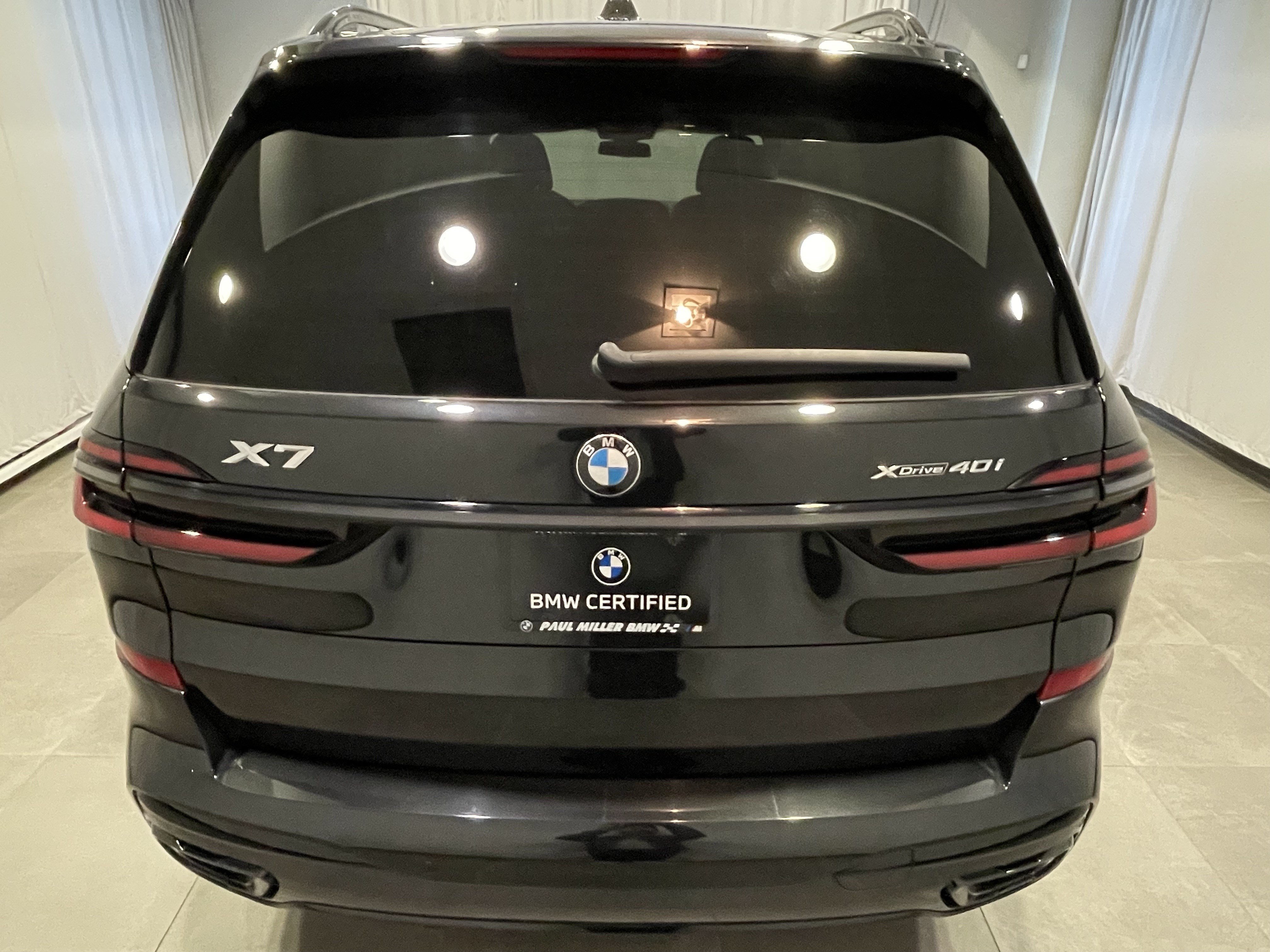 Certified 2025 BMW X7 xDrive40i w/ M Sport Package AWD/4WD image 5