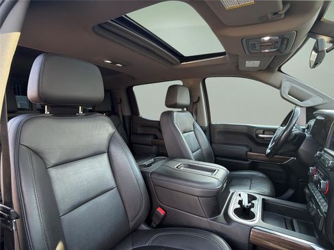 Used 2020 Chevrolet Silverado 1500 LT Trail Boss image 18