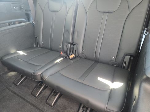 Used 2025 Kia Sorento S w/ Panoramic Sunroof Package FWD image 31