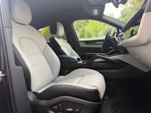 Certified 2026 Porsche Cayenne Coupe AWD/4WD image 22