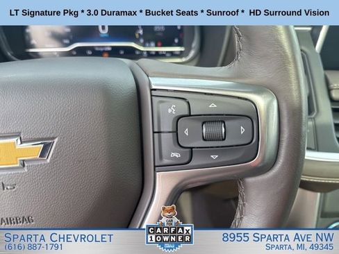 Used 2022 Chevrolet Suburban LT w/ LT Signature Plus Package AWD/4WD image 19