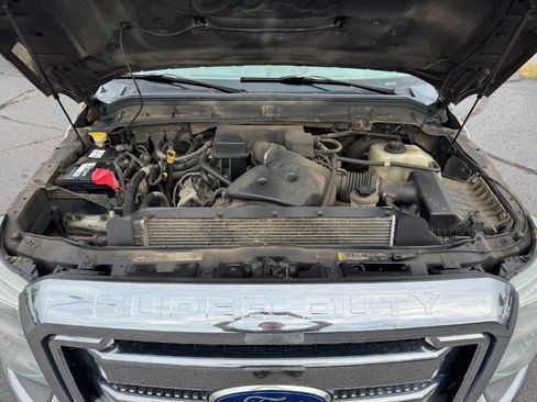 Used 2011 Ford F250 XLT w/ XTR Plus Pkg RWD image 22