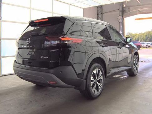 Used 2023 Nissan Rogue SV w/ SV Premium B Package AWD/4WD image 4