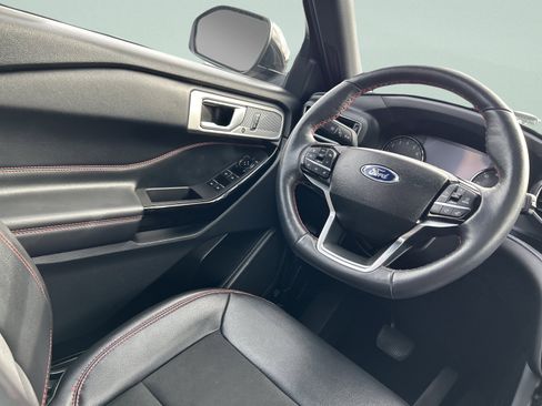 Used 2023 Ford Explorer ST-Line image 21