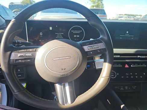 Used 2025 Hyundai Sonata SEL FWD image 8