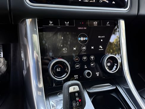 Used 2019 Land Rover Range Rover Sport HST AWD/4WD image 9