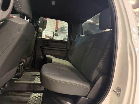 Used 2021 RAM 5500 Tradesman w/ Chrome Appearance Group AWD/4WD image 30