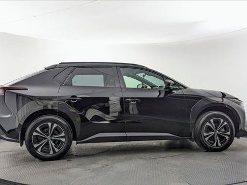 Used 2024 Toyota bZ4X AWD w/ Weather Package image 9