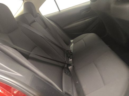 Used 2022 Toyota Corolla LE FWD image 19