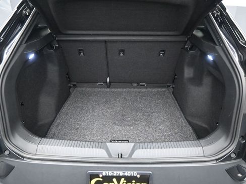 Used 2024 Volkswagen ID.4 2WD image 27