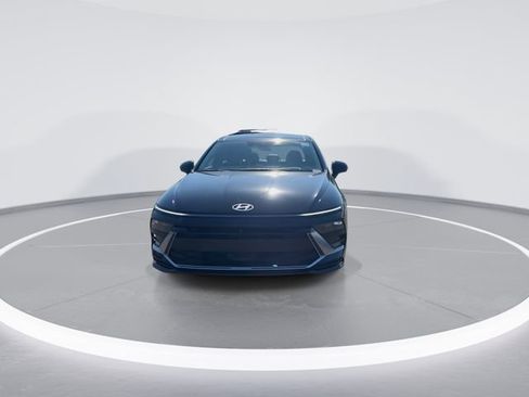 Certified 2025 Hyundai Sonata Limited image 3