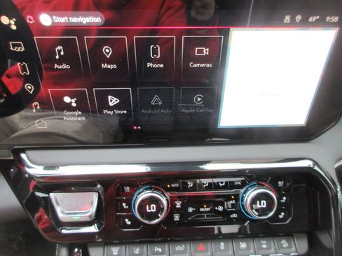 New 2026 GMC Sierra 2500 AT4X AWD/4WD image 19