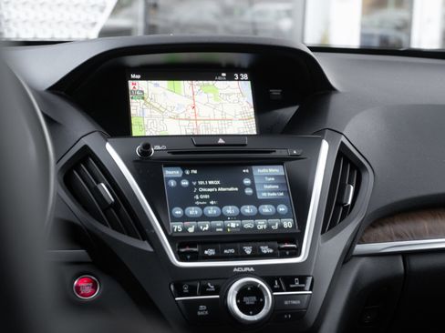 Used 2020 Acura MDX SH-AWD w/ Technology Package image 13