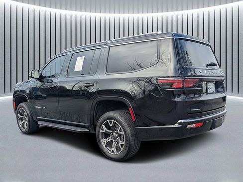 Used 2023 Jeep Wagoneer Series III w/ Preferred Equipment Group image 6