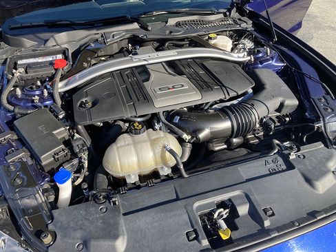 Used 2020 Ford Mustang GT Premium w/ Equipment Group 401A image 10