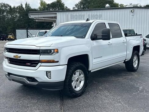 Used 2018 Chevrolet Silverado 1500 LT w/ All Star Edition AWD/4WD image 5