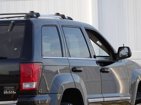 Used 2007 Jeep Grand Cherokee Overland AWD/4WD image 24