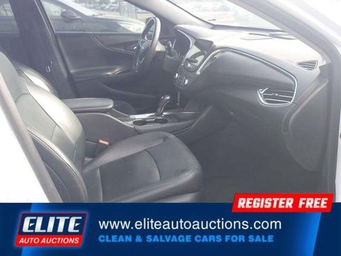 Used 2017 Chevrolet Malibu Hybrid w/ Leather Package FWD image 10