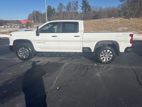 New 2026 Chevrolet Silverado 2500 Custom w/ Custom Value Package image 6