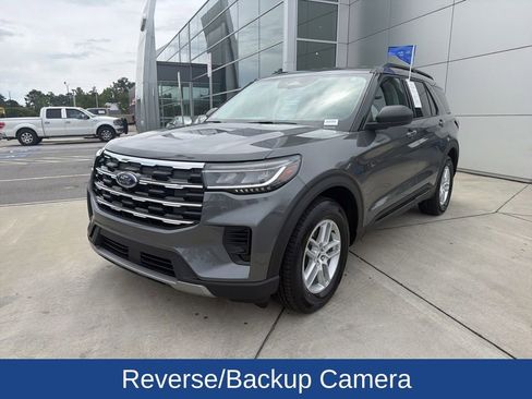 Certified 2026 Ford Explorer Active RWD image 5