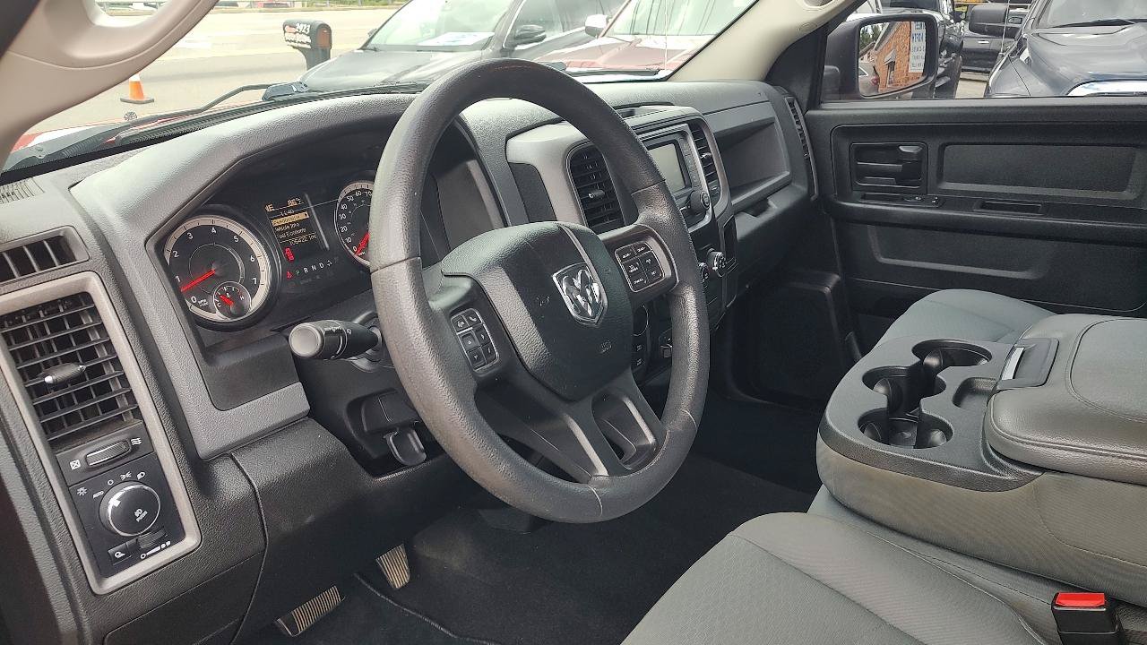 Used 2019 RAM 1500 Express w/ Express Value Package AWD/4WD image 10
