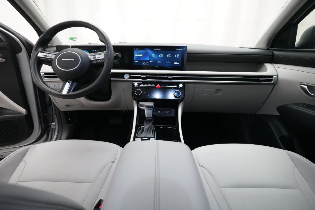 Used 2025 Hyundai Tucson SEL AWD/4WD image 4