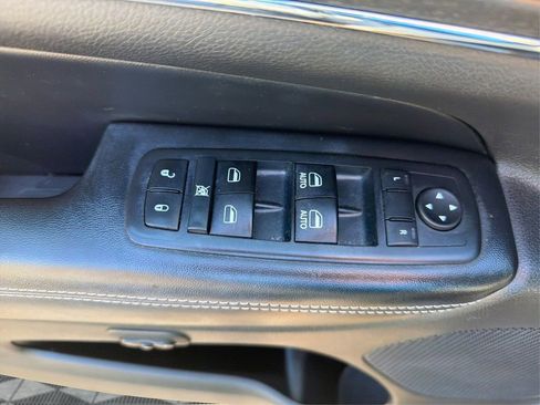 Used 2015 Jeep Grand Cherokee Limited w/ Trailer Tow Group IV image 52