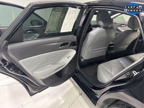 Used 2022 Toyota Avalon Limited w/ Advanced Safety Package image 22