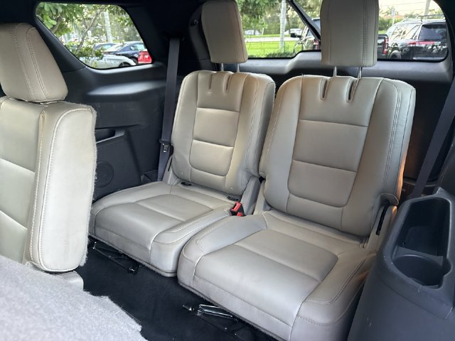 Used 2014 Ford Explorer XLT w/ Equipment Group 202A AWD/4WD image 24