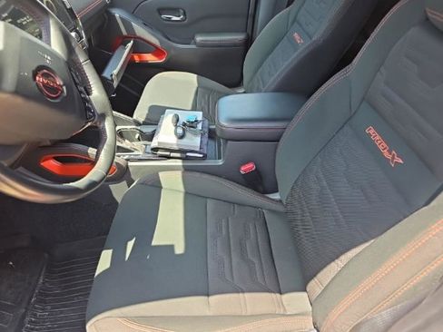 Used 2025 Nissan Frontier Pro-X w/ Pro Convenience Package RWD image 8