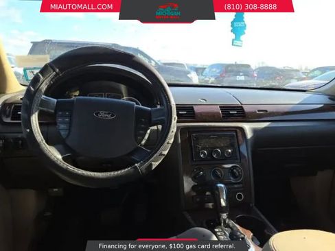 Used 2008 Ford Taurus SEL image 7