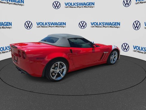 Used 2010 Chevrolet Corvette Grand Sport w/ Preferred Equipment Group RWD image 8