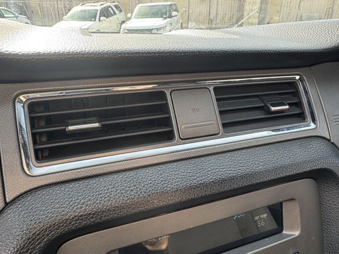 Used 2012 Ford Mustang V6 image 22