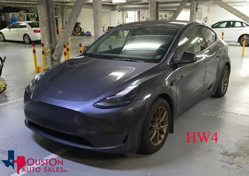 Used 2023 Tesla Model Y Performance AWD/4WD image 1