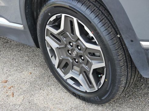 Used 2023 Hyundai Santa Fe Limited image 7