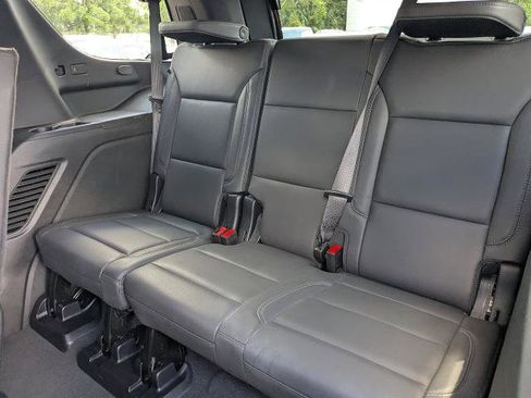 Used 2025 Chevrolet Tahoe Z71 AWD/4WD image 16