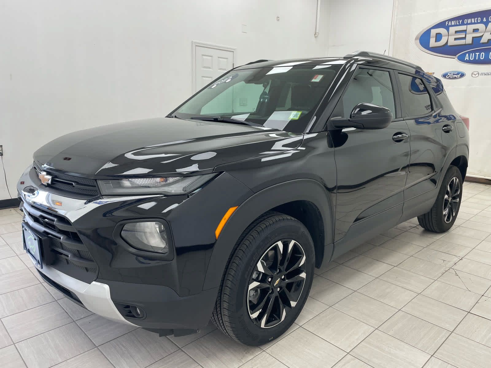 Used 2023 Chevrolet TrailBlazer LT AWD/4WD image 19