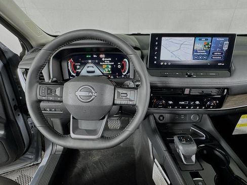 New 2026 Nissan Rogue Platinum AWD/4WD image 10